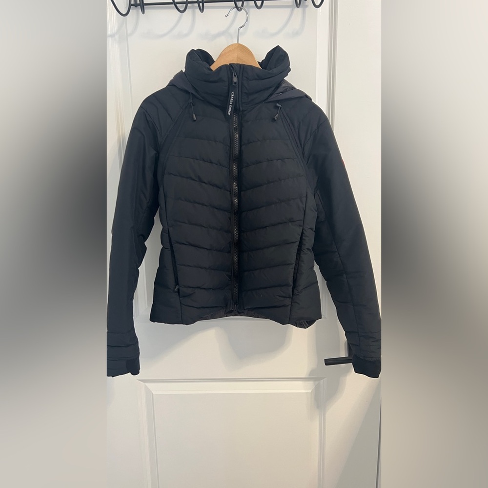 Canada Goose Hybridge Quilted Nylon Down Jacket size M in Black
